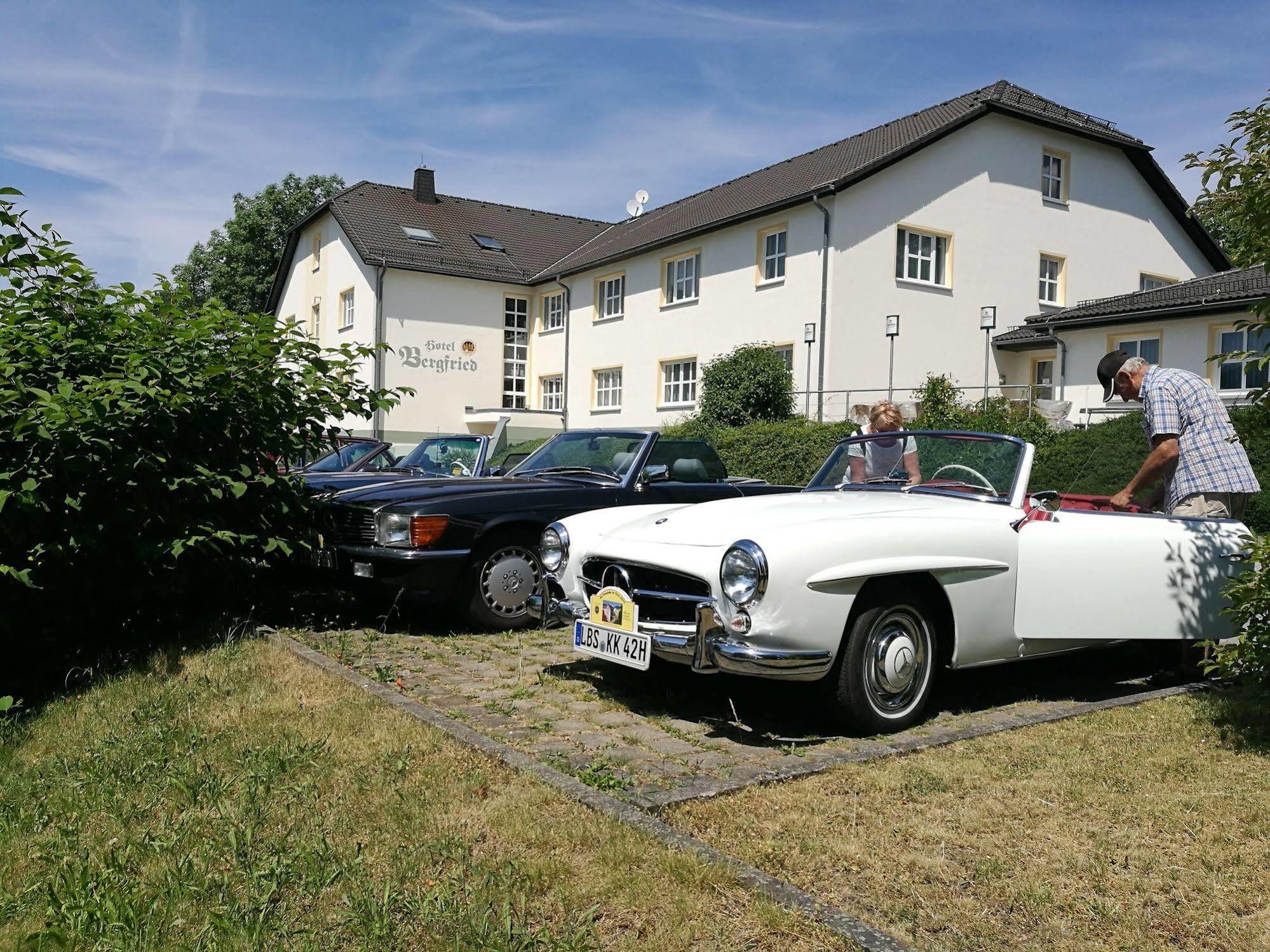 Hotel & Restaurant Bergfried Saalfeld Saale Exterior photo